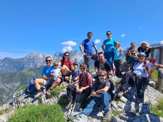 Uscita di domenica 7 Giugno del Gruppo Famiglie all’Orto Botanico Pellegrini-Ansaldi e al Rifugio Puliti passando dal Castellaccio.

#caipietrasanta #ortobotanicodellealpiapuane #rifugiopuliti #gruppofamiglie