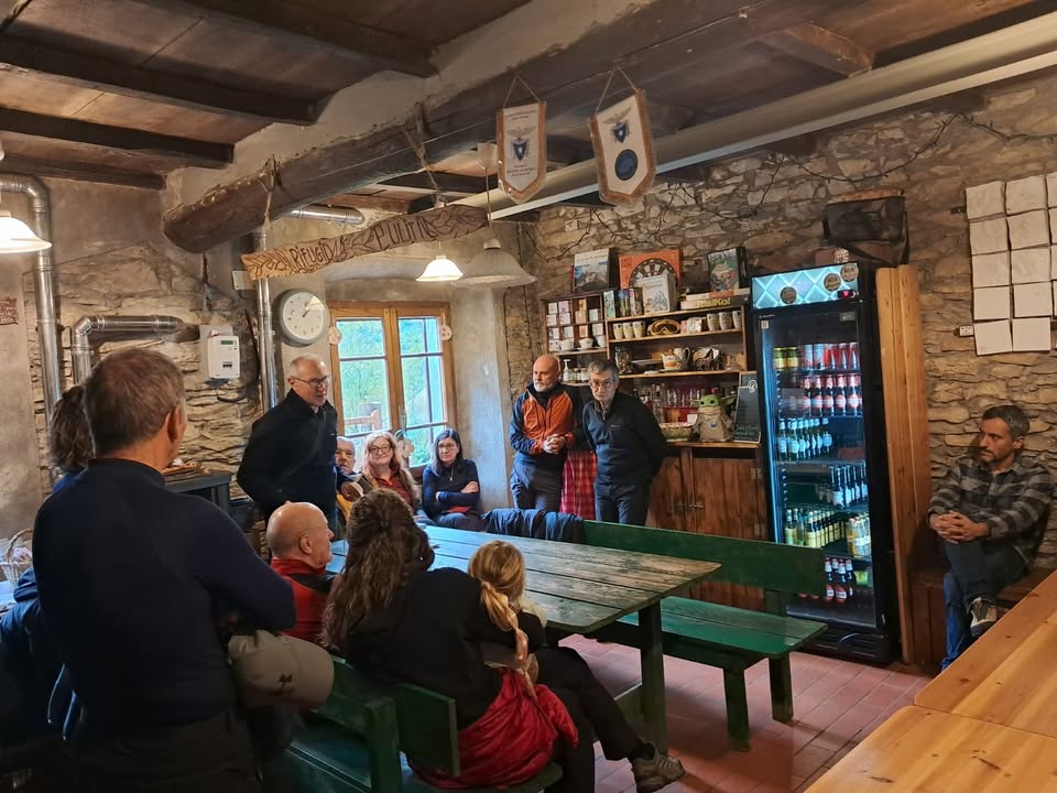 25 ottobre presentazione del volume sugli 80 anni della nostra sezione e castagnata al Rifugio…